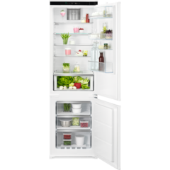 AEG NSC7G181DS 
Integrated Frost Free Fridge Freezer. GreenZone DynamicAir, TwinTech, 70:30 Split, E