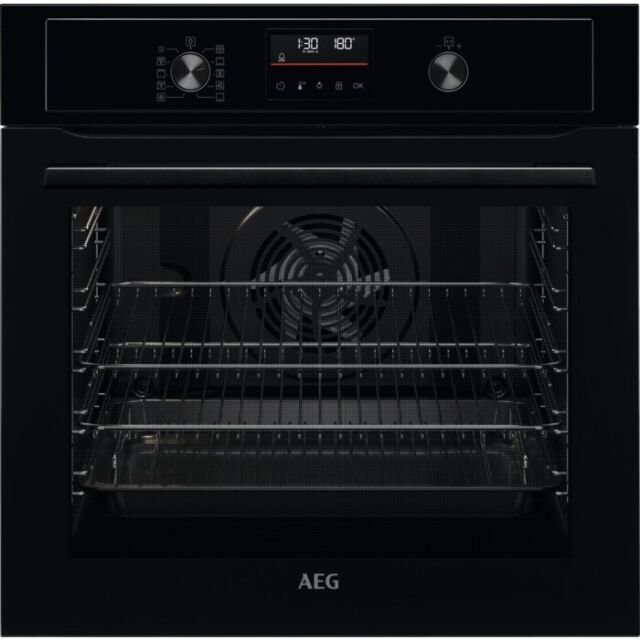 AEG BPX53506EB 
Multifunction oven with pyrolytic cleaning, 9 functions, retractable rotary controls