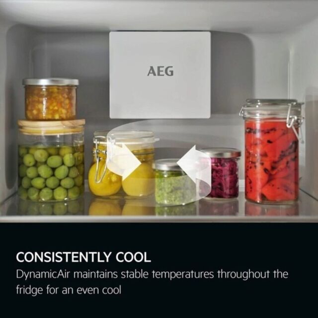 AEG NSC7G752ES
Integrated MaxiSpace. Frost Free Fridge Freezer. Cooling360, GreenZone, DynamicAir,
