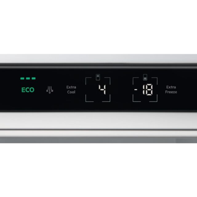 AEG NSC7G752ES
Integrated MaxiSpace. Frost Free Fridge Freezer. Cooling360, GreenZone, DynamicAir,