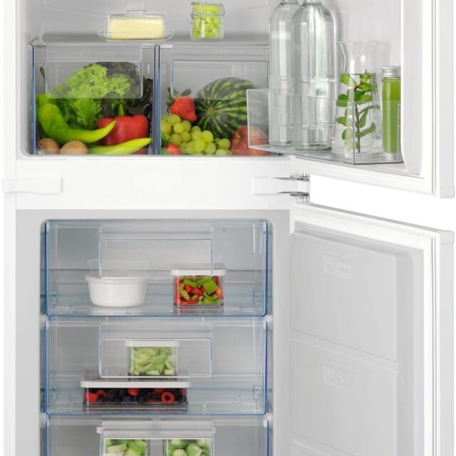 AEG NSC7T185ES 54.6cm 50/50 Built In Frost Free Fridge Freezer