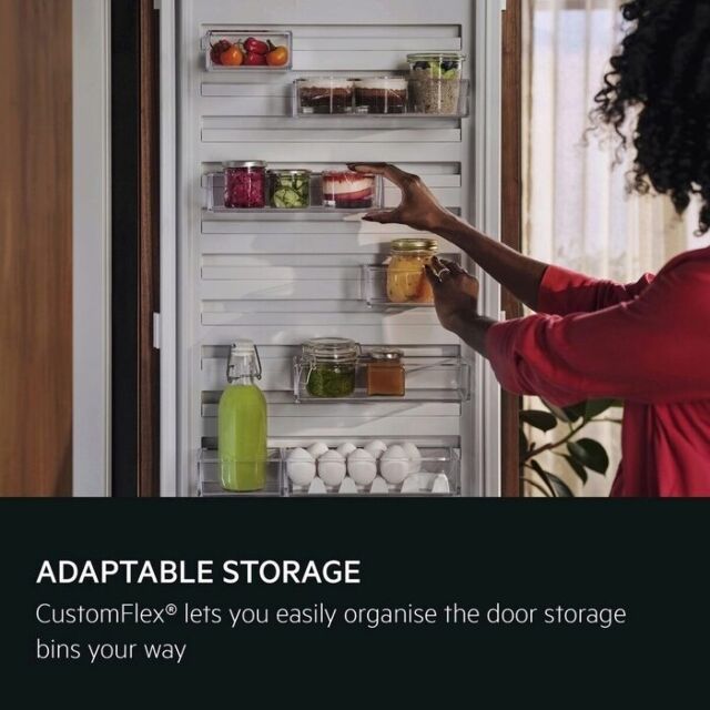 AEG OSC6M191ES
Extra Tall Integrated Frost-Free Fridge Freezer with electronic controls, E Energy,