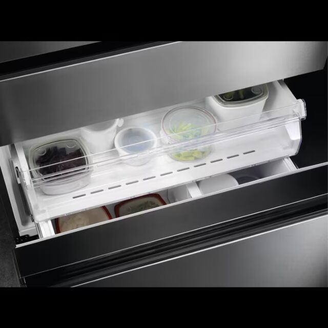 AEG RMB954E9VX 9000 Multiswitch American Style Fridge Freezer
Connected Large capacity Stainless ste
