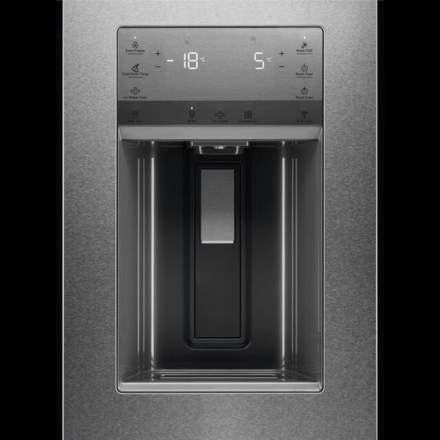 AEG RMB954E9VX 9000 Multiswitch American Style Fridge Freezer
Connected Large capacity Stainless ste