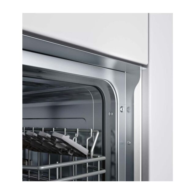 Bosch SMZ5035 Decor strip - For full size Stainless Steel base models installed off the ground, 81.5