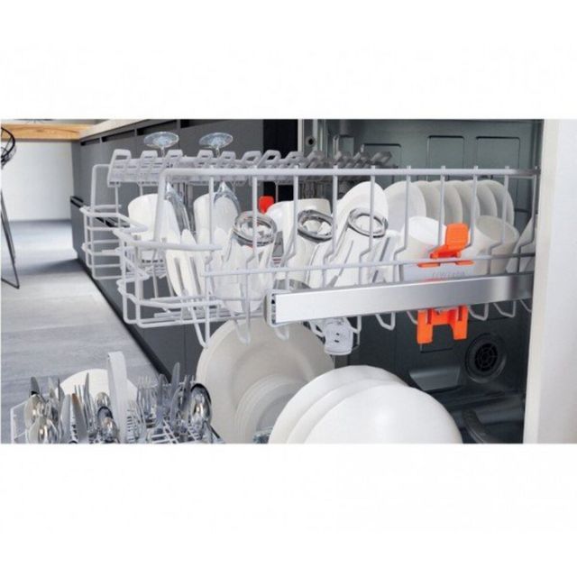 Hotpoint H2FHL626UK Full Size Dishwasher