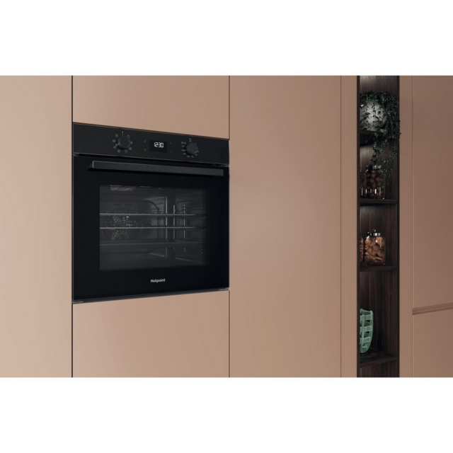 Hotpoint HO455HBUK 60cm Built In Electric Oven Black