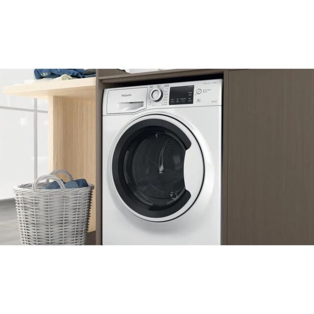 Hotpoint NDB8635WUK white 8+6kg washer dryer - freestanding