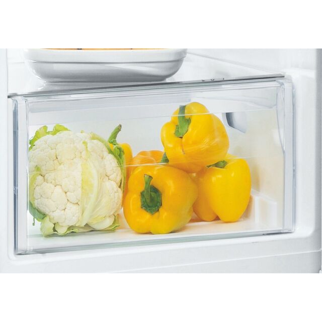Hotpoint SH6A2QWR freestanding fridge: white