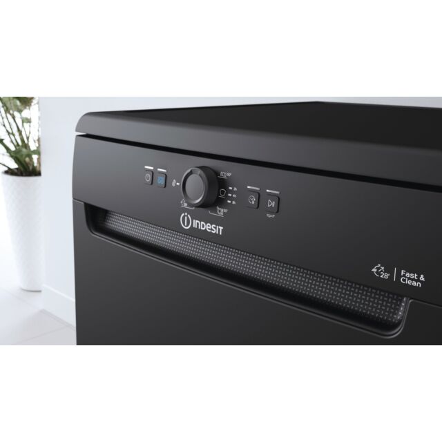 Indesit D2FHK26B Dishwasher: full size, black colour - D2F HK26 B UK