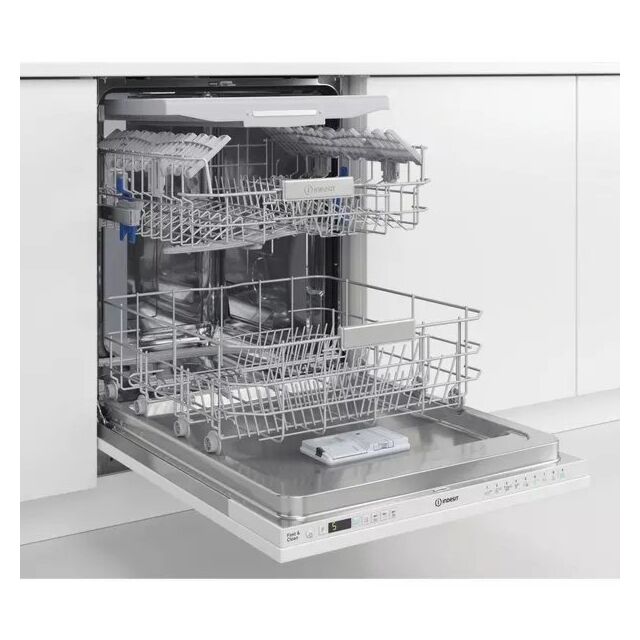 Indesit DIO3T131FEUK Integrated dishwasher: full size, white colour - DIO 3T131 FE UK