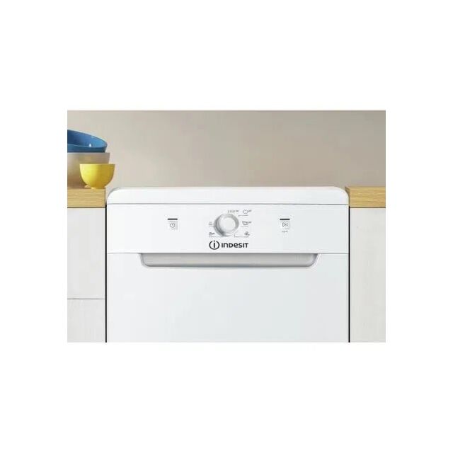 Indesit DSFE1B10UKN DSFE1B10SUKN Freestanding Slimline Dishwasher