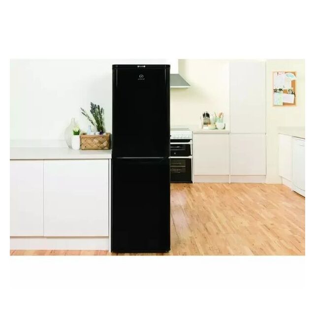 Indesit IBD5517B1 Freestanding Fridge Freezer