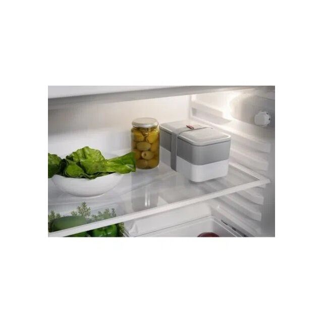 Indesit IFA11 IFA1 Built-Under Fridge with Icebox