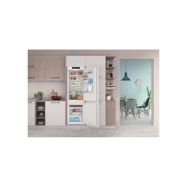 Indesit INC18T311 BI Fridge Freezer
