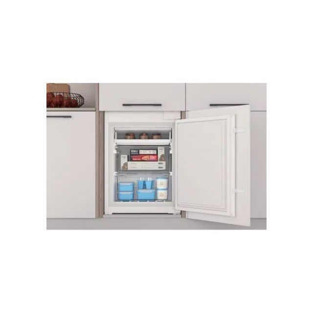 Indesit INC18T311 BI Fridge Freezer