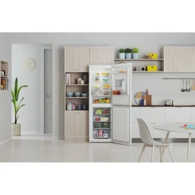 Indesit INFC850TI1SAQUA1 Freestanding fridge freezer: frost free - INFC8 50TI1 S AQUA 1