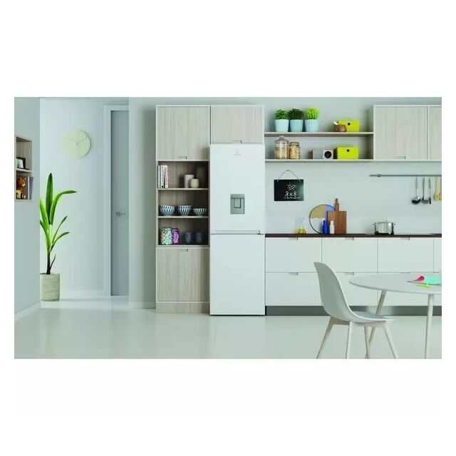 Indesit INFC850TI1WAQUA1 Freestanding fridge freezer: frost free - INFC8 50TI1 W AQUA 1