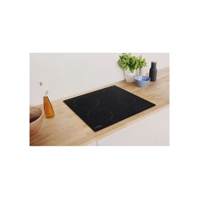 Indesit RI161C 60cm Ceramic Hob