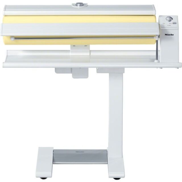 Miele B 990 Aluminum look design elements, variable speed and temperature
