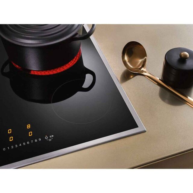 Miele KM 6520 FR 574mm wide, 4 zone ceramic hob inlcuding one vario zone, EasySelect, Timer, Stop+Go