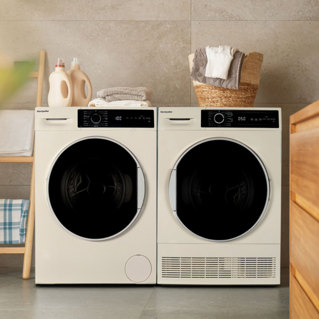 Montpellier MWM814BLC 8kg Washing Machine 1400RPM