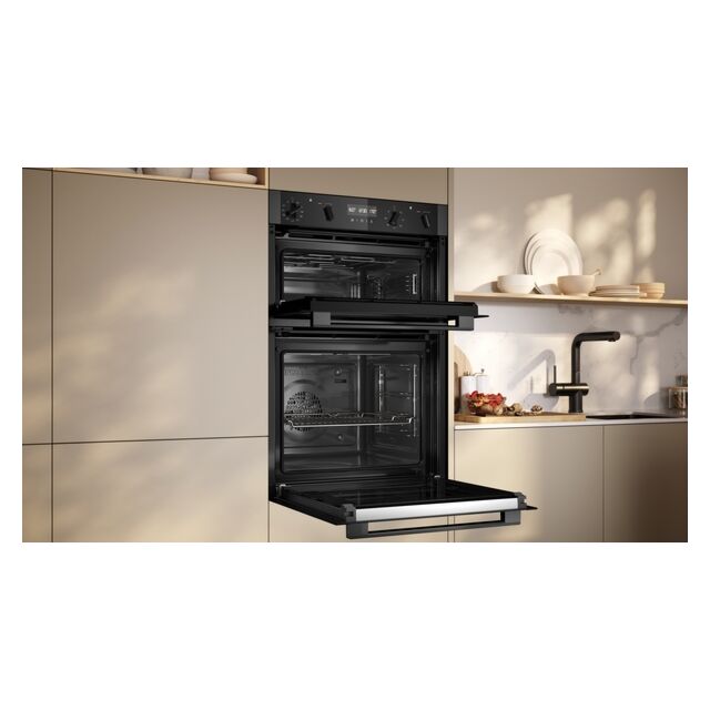 Neff U2ACH7AG7B CircoTherm Main oven, 8 functions, 2nd oven 4 functions. Electronic, LCD display and