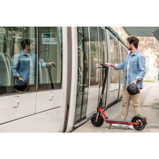 Ninebot D18E Kickscooter - Orange