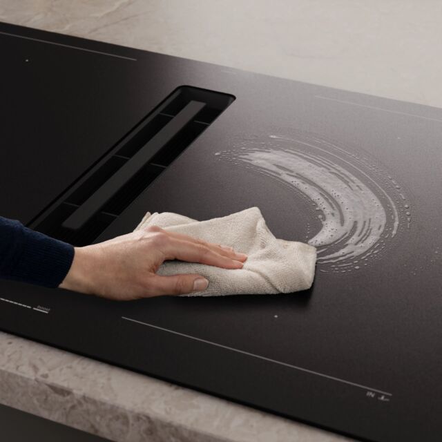 Siemens EX81AHL26E 80 cm inductionAir Plus venting hob, Matt Edition glass, touchSlider control, 2 x