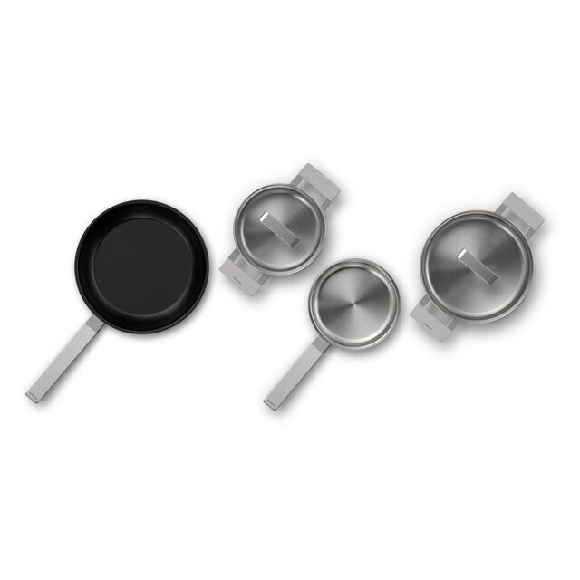 Siemens HZ9SE040 Four piece pan set, suited for induction, radiant ceramic and gas. Consists of 1 x 