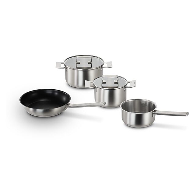 Siemens HZ9SE040 Four piece pan set, suited for induction, radiant ceramic and gas. Consists of 1 x 