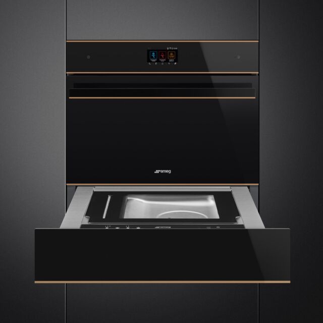 Smeg SBC4604WNR 45cm Dolce Stil Novo Blast Chiller in Black Glass with