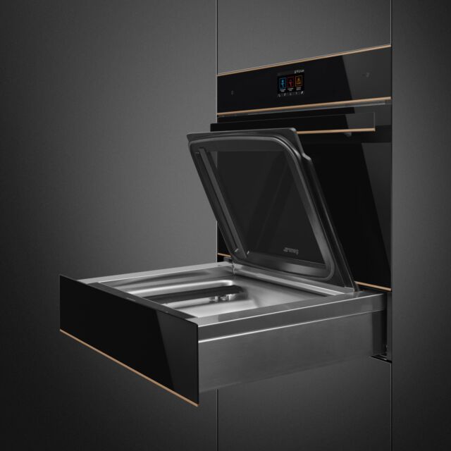 Smeg SBC4604WNR 45cm Dolce Stil Novo Blast Chiller in Black Glass with